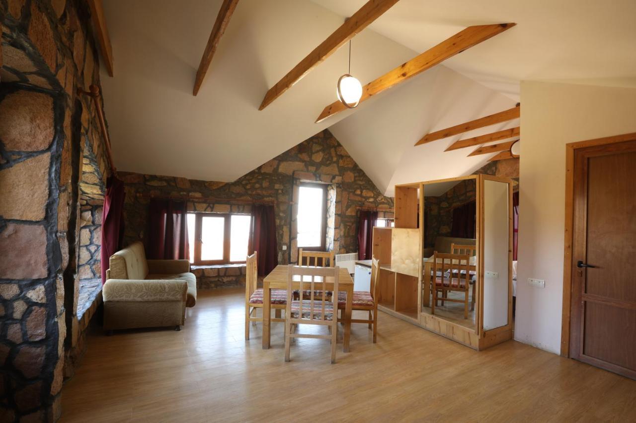 Apaga Resort Idzjevan Buitenkant foto