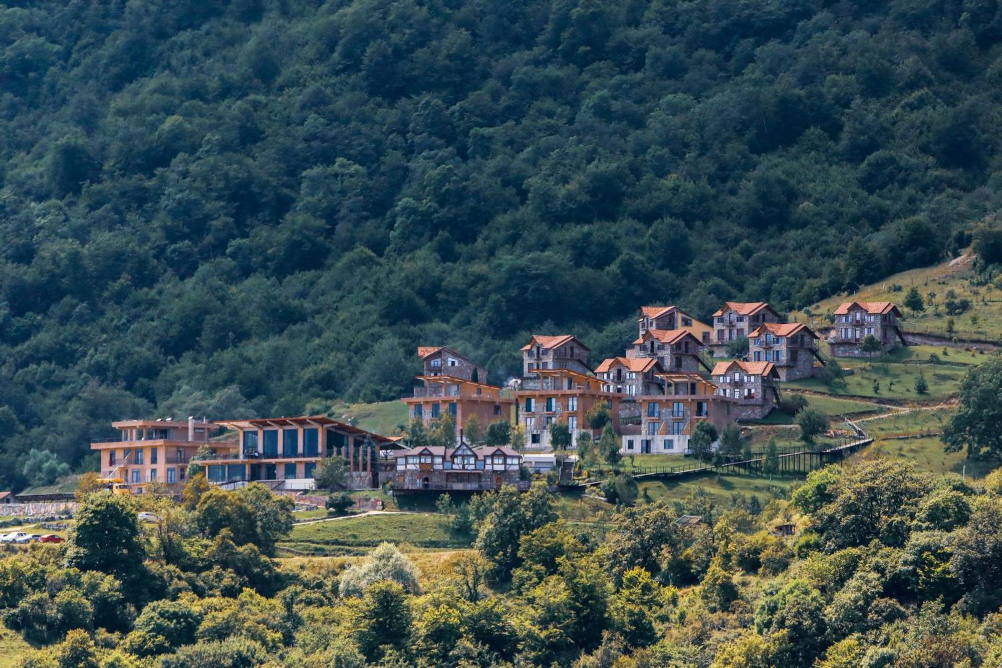Apaga Resort Idzjevan Buitenkant foto